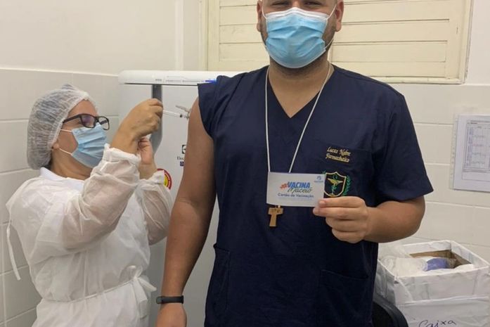 COVID-19: Profissionais de saúde do Sistema Socioeducativo recebem 1ª dose da vacina