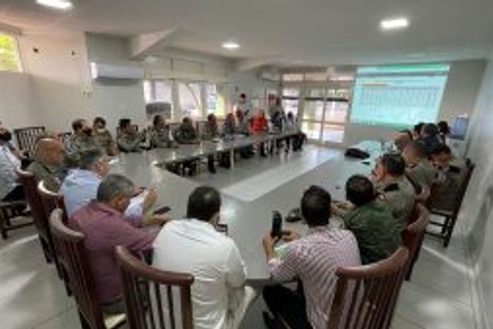 Representantes da Câmara de Dirigentes Lojistas de Arapiraca conhecem trabalho da Segurança Pública