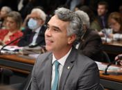 Rafael Brito aprova  PL que garante acompanhamento para alunos com transtornos de aprendizagem