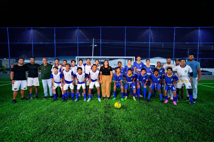 Prefeita Ziane Costa entrega o primeiro Centro Esportivo Comunitário de Delmiro Gouveia