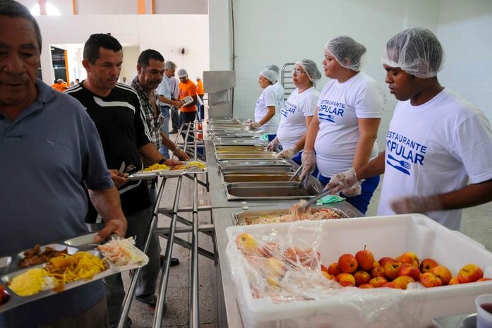 Restaurante Popular de Maceió fecha durante o Carnaval