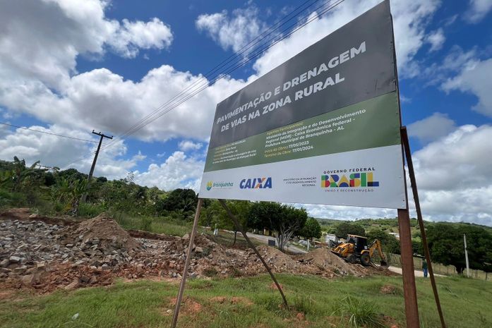 Prefeitura de Branquinha inicia obras de pavimentação e drenagem em vias da zona rural