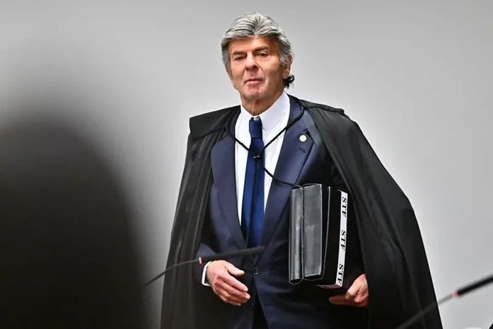 Bolsonarismo lança Fux candidato a senador