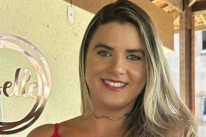 Quem era a mulher que morreu após colidir moto com poste na Av. Menino Marcelo