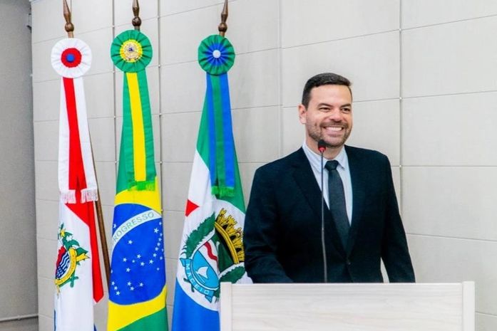 Câmara antecipa o pagamento do 13º e fortalece o compromisso financeiro com os servidores