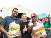 Prefeitura entrega cestas básicas em assentamentos de Piranhas⠀⠀