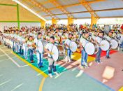 Prefeito Marlan Ferreira entrega 53 instrumentos musicais a alunos da Escola Benício Ferreira Reis