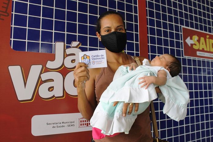 Gestantes e mães de bebês com até 45 dias de vida são vacinadas contra Covid em Penedo