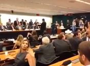 Atriz discute com deputado