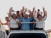 Carreata teve início à tarde e só veio findar com um grande comício à noite
