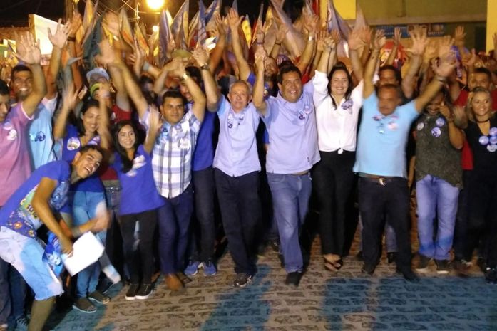 Caminhada da vitória: Severino, Randerson e Biu arrastam multidão em Arapiraca