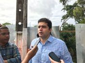 Prefeito Rui Palmeira visitou obras de recuperação de avenida no Murilópolis