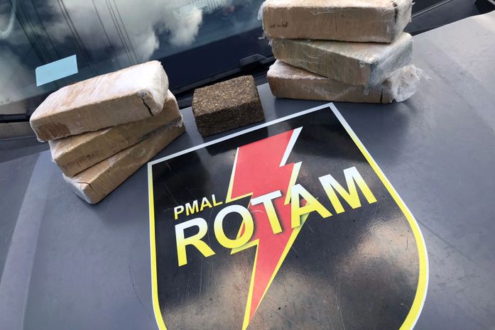 Droga apreendida no Benedito Bentes II