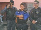 Militares ajudaram mulher a dar à luz em residência no Village Campestre II, em Maceió.