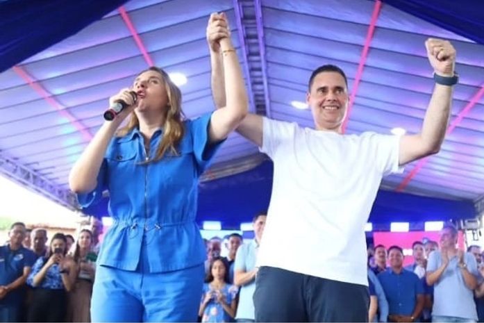 Arísia Barros, quando Superintendente da Codevasf, de 100 tratores entregues, 20 foram para as comunidades quilombolas do estado de Alagoas- afirmou Joãozinho Pereira