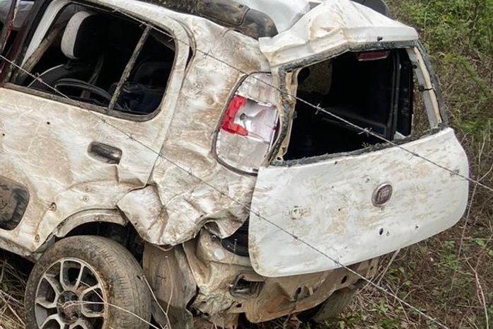 Homem é morto a tiros dentro de veículo na zona rural de Girau do Ponciano