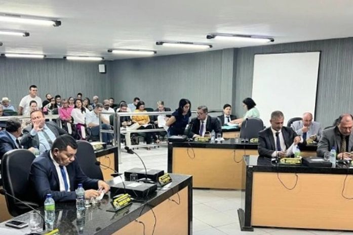 Fim do prazo para a janela partidária, movimenta a troca de partidos no Legislativo de Arapiraca