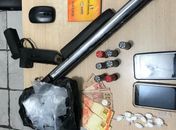 Homem é preso com uma espingarda e cocaína no Trapiche