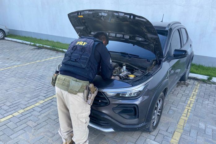 PRF prende homem por receptação e adulteração de veículo automotor em Rio Largo