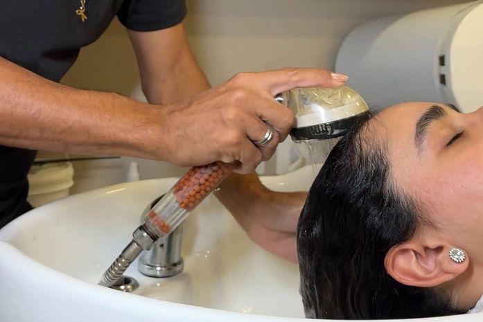 Clima seco do outono intensifica problemas na pele e no cabelo