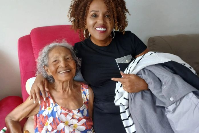 Maria Antonieta Ossola é a filha mais nova da minha mãe. Uma filha/mãe entre dois mundos