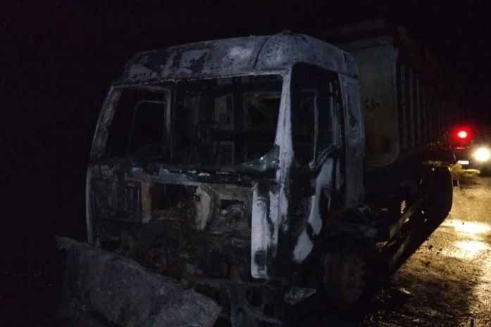 Caminhão pega fogo em Alagoas