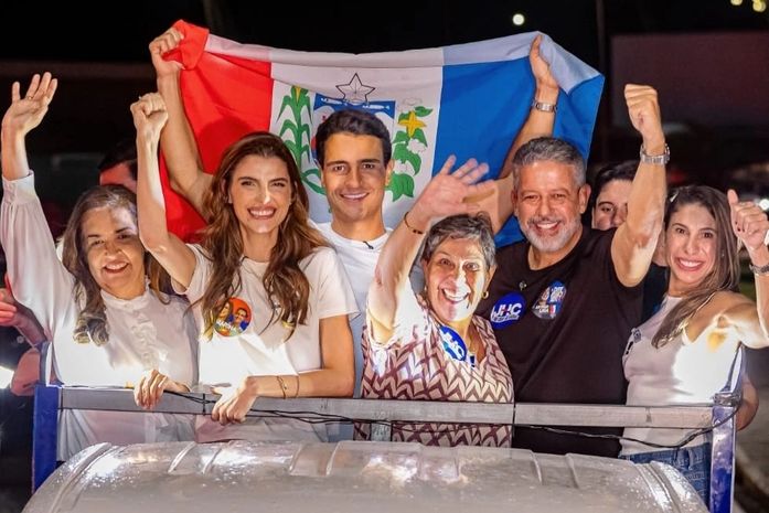 “Alagoas está unida por um futuro de trabalho, compromisso e mudança”, afirma Arthur Lira em carreata com JHC