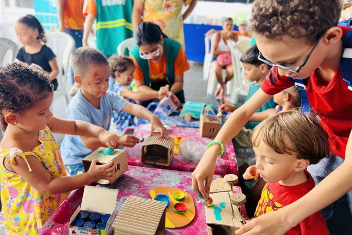 Autarquia de Limpeza Urbana realiza oficinas sustentáveis em base de acolhimento no bairro do Bom Parto