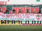 CSE homenageia Júlio Cezar e Tia Júlia após investimentos e vence na Série D