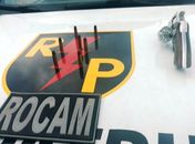Mulher de 75 anos é presa com arma na cintura, no Sertão