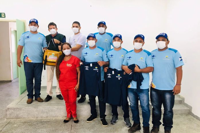 Saúde de Branquinha entrega novos fardamentos aos Agentes de combate às endemias