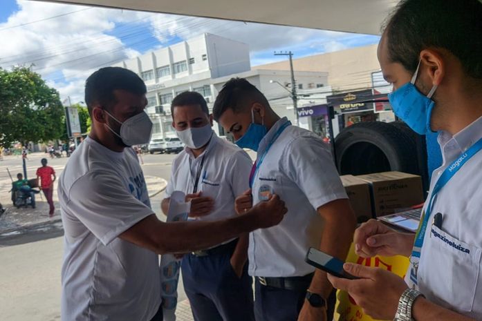 Prefeitura Delmiro reúne órgãos municipais e Polícia Militar numa ação conjunta para impedir avanço da Codiv-19