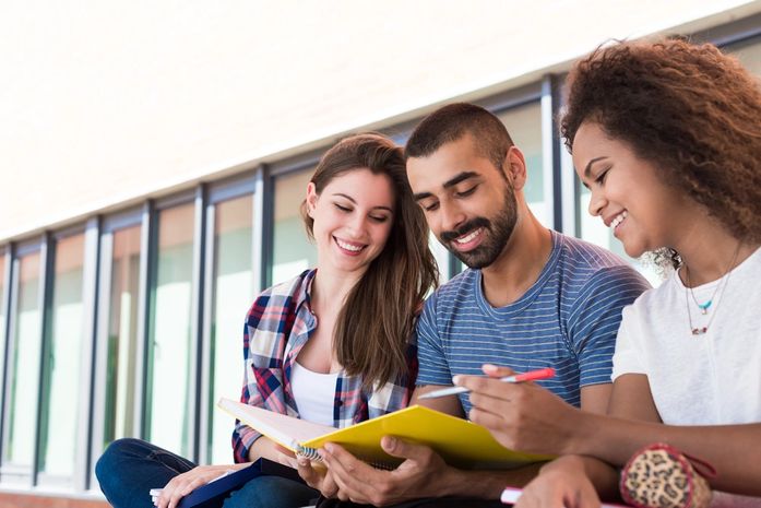 Casas de Cultura abrem inscrição para 880 novas vagas em cursos de línguas