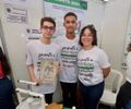 Estudantes de escola pública de Maceió transformam palha de coqueiro em compensados impermeáveis: "Reduzimos impactos ambientais e criamos possibilidade de gerar empregos com a fabricação desse produto"