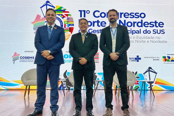Rodrigo Buarque participa de debate sobre financiamento no SUS e emendas parlamentares no Congresso Norte e Nordeste