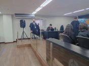 ‘Só via o sangue no braço’, diz motorista de app baleado por agente de trânsito em júri
