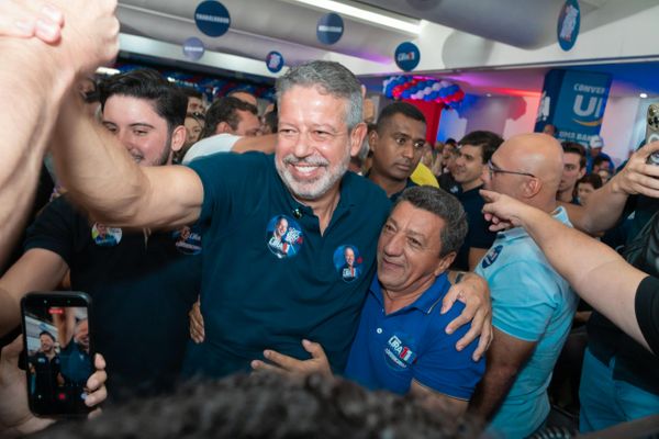 “Vamos renovar o Senado e construir uma Alagoas mais forte em nome de todos os alagoanos”, afirma Arthur Lira