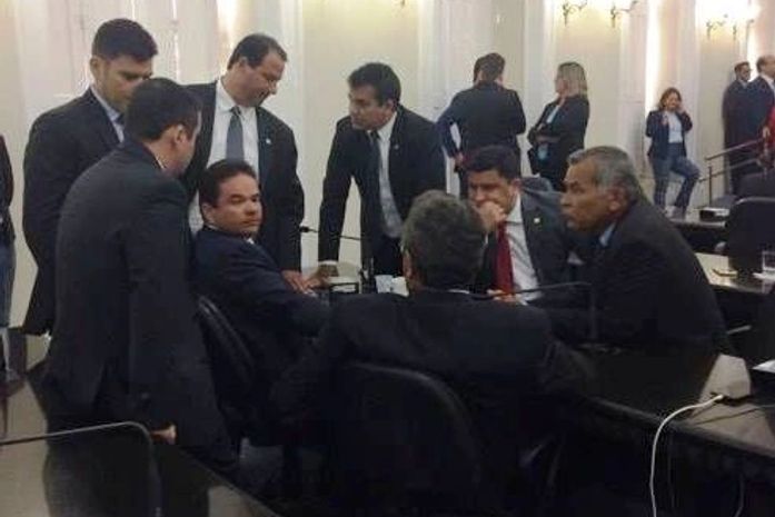Eleição da nova Mesa foi marcada por tensão