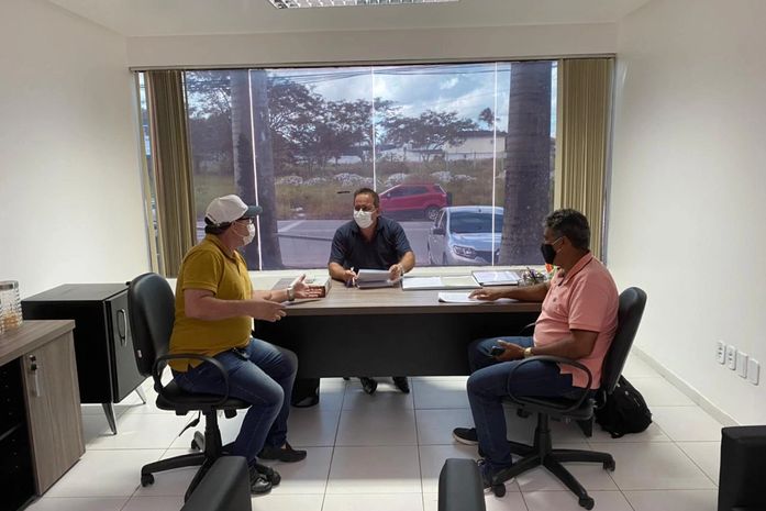 Superintendente do Conagreste recebeu o secretário e subsecretário do Meio Ambiente de Craíbas.