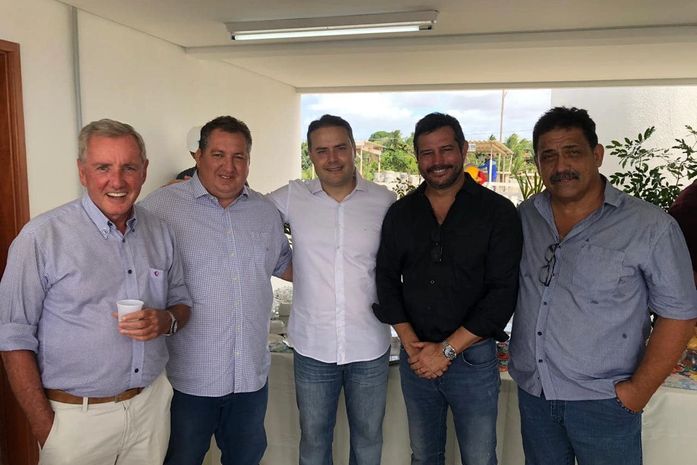 Cris, Vilela, Renan Filho, Maurício e Amaro Júnior, encontro de investimento turístico