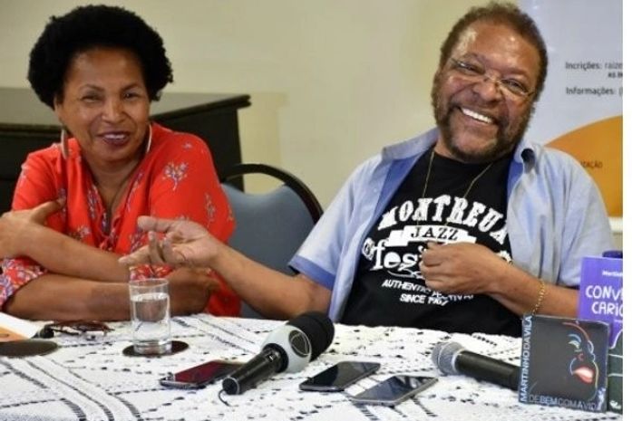 Hoje é aniversário do grande Martinho da Vila e essa ativista, que já o recepcionou em Alagoas,, envia votos de vida longa. Salve!