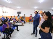 Prefeito Gilberto Gonçalves confere atendimento da nova sede do Cadastro Único/Auxilio Brasil em Rio Largo