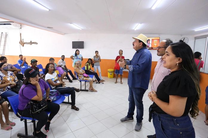 Prefeito Gilberto Gonçalves confere atendimento da nova sede do Cadastro Único/Auxilio Brasil em Rio Largo