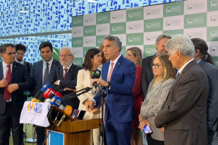 Rafael Brito se reúne com ministro do TCU para garantir continuidade e ampliação do projeto Pé de Meia