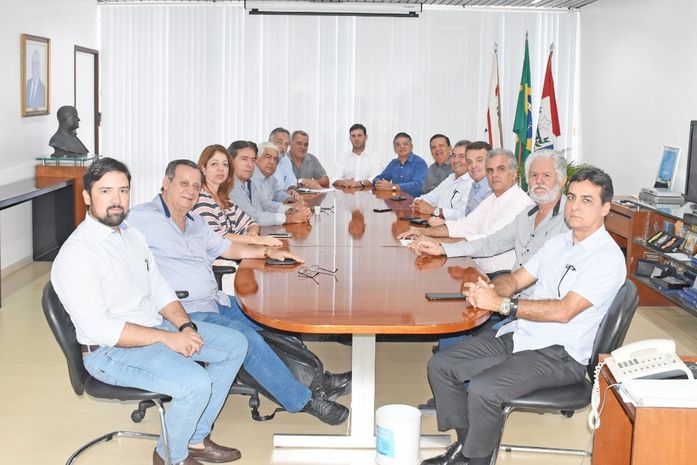 Presidentes de sindicatos se reúnem e declaram apoio a José Carlos Lyra de Andrade, presidente da Fiea,