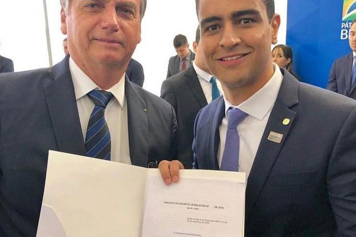 Bolsonaro aprova iniciativa de JHC sobre venda direta do Etanol