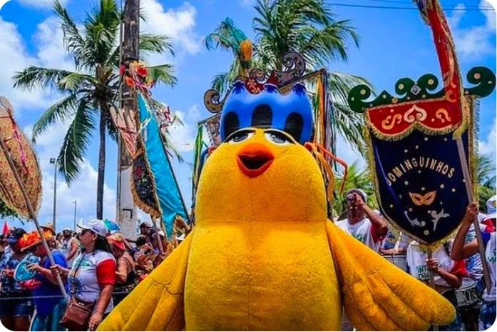 Pinto da Madrugada leva alegria e felicidade à orla de Maceió em desfile no dia 22 de fevereiro