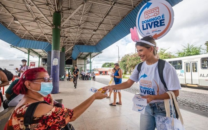Maceioenses com cartão Vamu Cidadão não pagam coletivos aos domingos