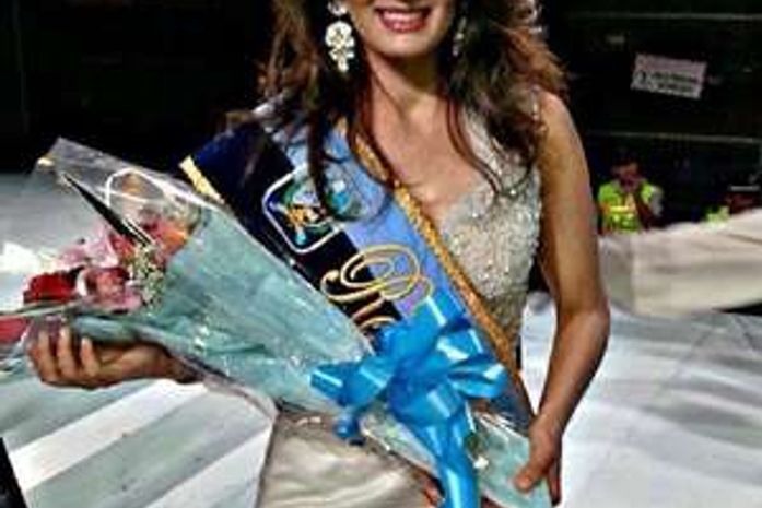 Miss equatoriana morre durante cirurgia plástica aos 19 anos