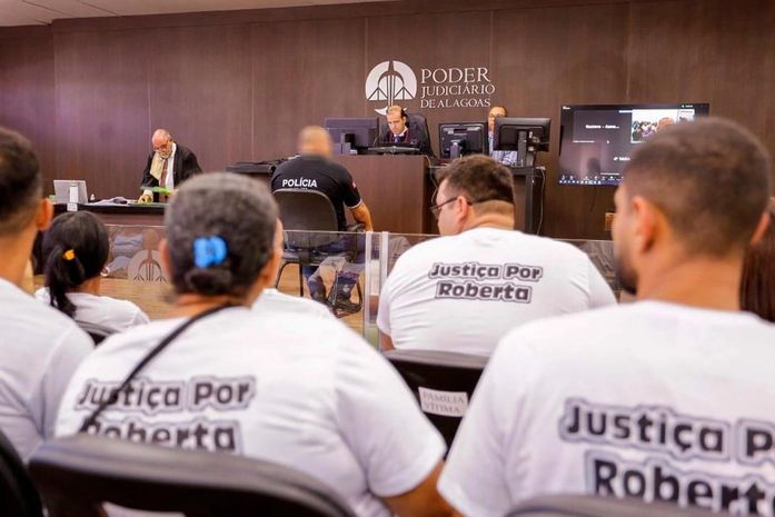 Caso Roberta Dias: A pedido dos jurados, julgamento é suspenso e será retomado nesta sexta